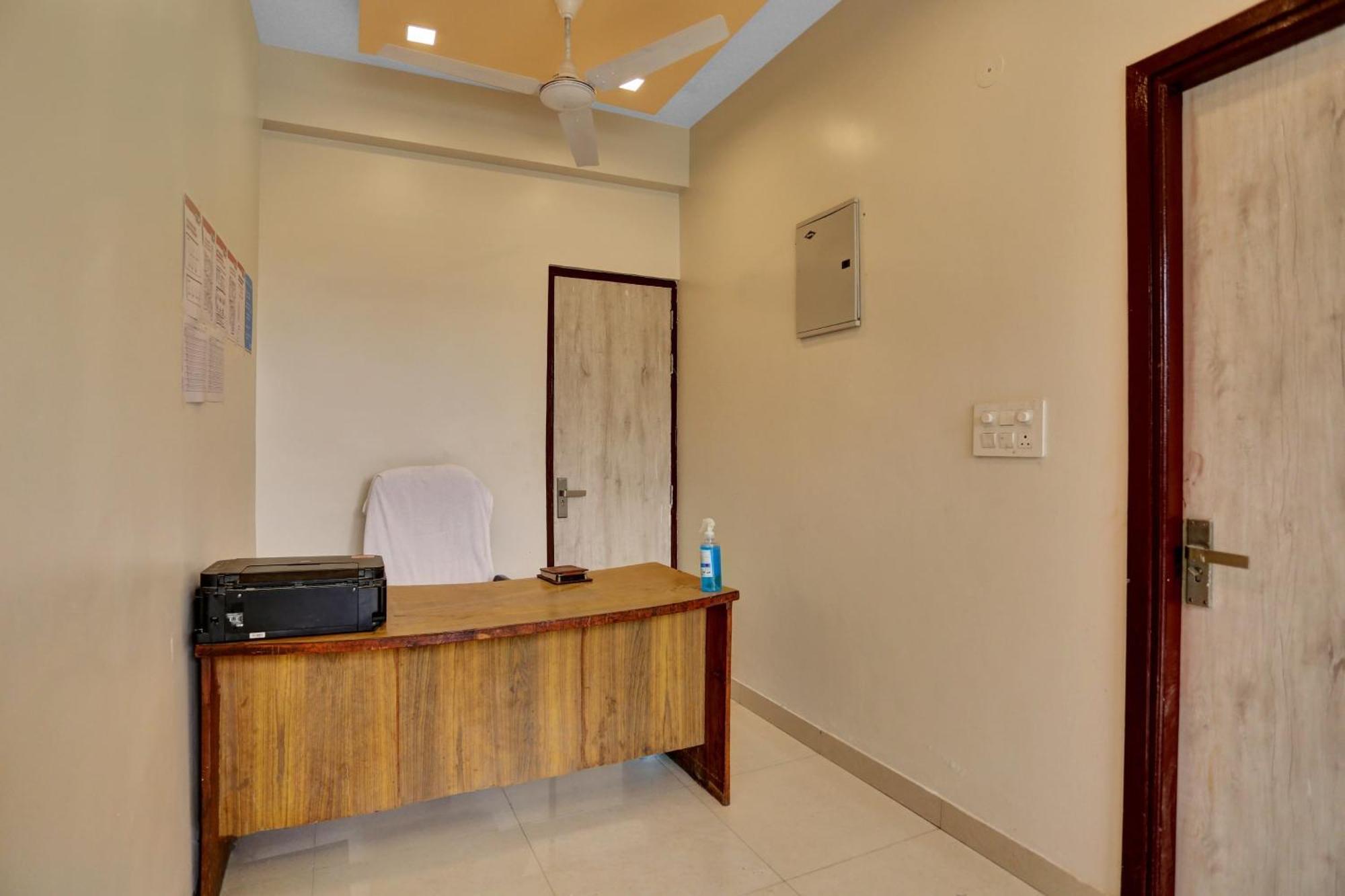 Hotel O Expo View Near Pvr Ansal Plaza Greater Noida Εξωτερικό φωτογραφία